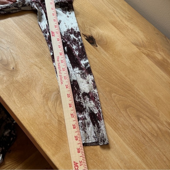 SAMUEL DONG LONG MAXI DRESS GOWN SILVER BURGUNDY REGENCY GLAM WEDDING FORMAL NWT - Picture 10 of 11